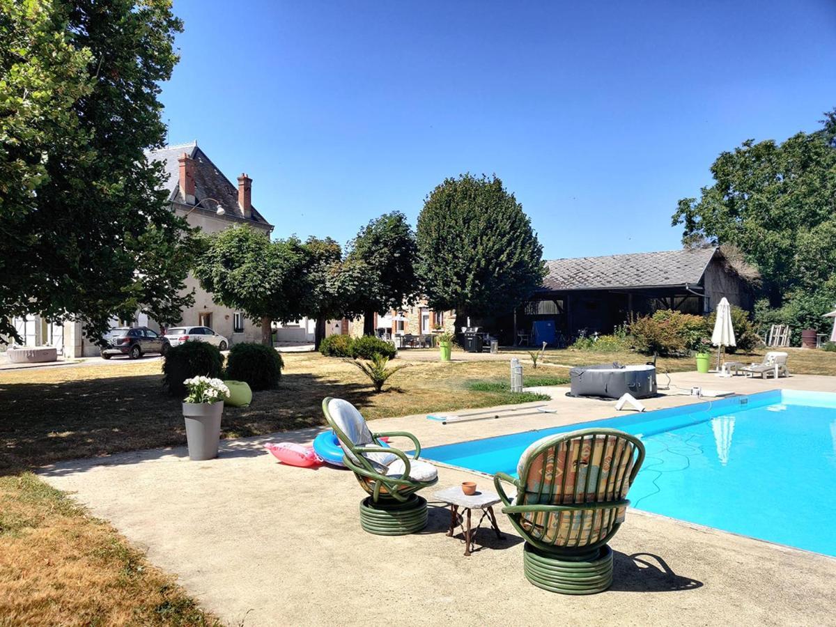 Domaine De La Caure Villa Bussiere-Dunoise Buitenkant foto